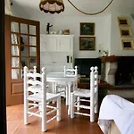 Casa De Rilo ,para 6/8 En La Playa De Nerga *