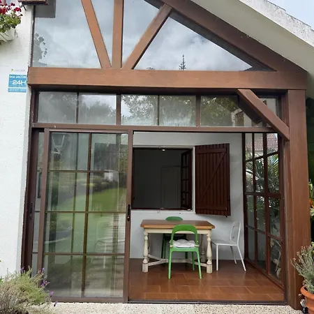 Casa De Rilo ,para 6/8 En La Playa De Nerga Hio