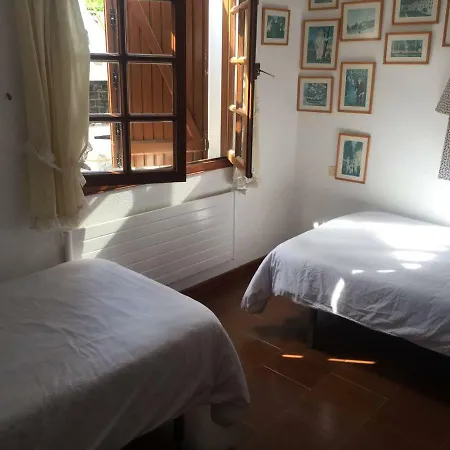 Casa De Rilo ,para 6/8 En La Playa De Nerga דירה