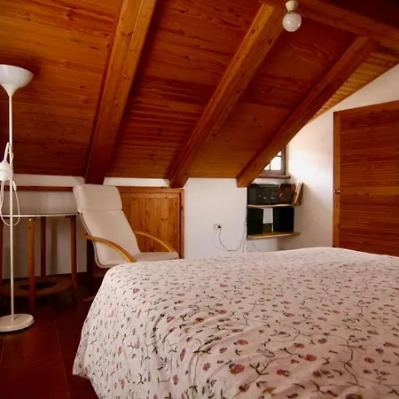 Casa De Rilo ,para 6/8 En La Playa De Nerga *