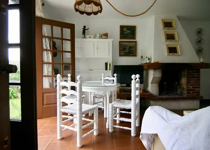 Casa De Rilo ,para 6/8 En La Playa De Nerga *